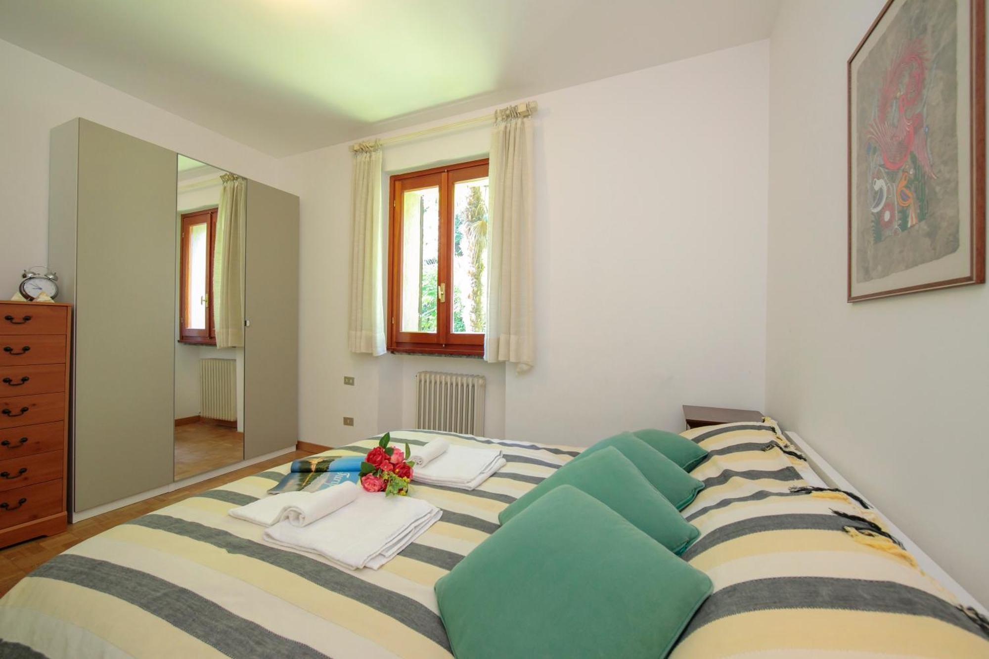 Apartamento Bella Menaggio Terrazzo Exterior foto